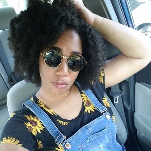 Meet your Posher, Kamilah